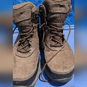 Gently used new balance work boots